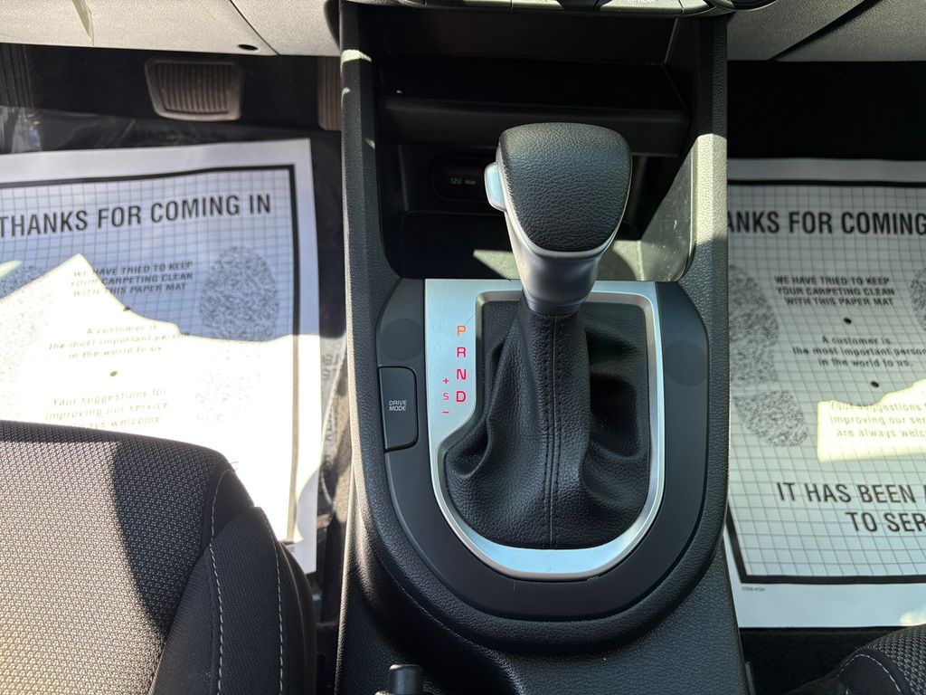 2023 Kia Forte LXS photo 19