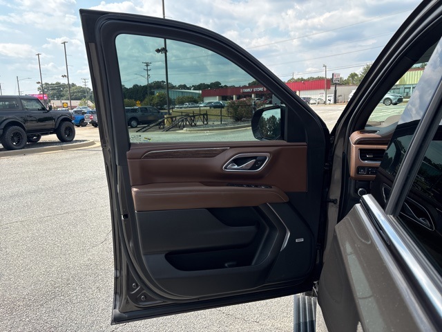 2021 Chevrolet Tahoe High Country photo 9