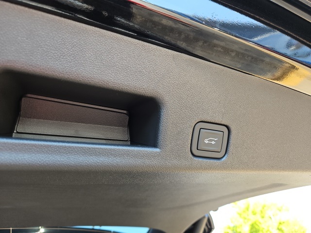 2026 Buick Enclave Avenir photo 3