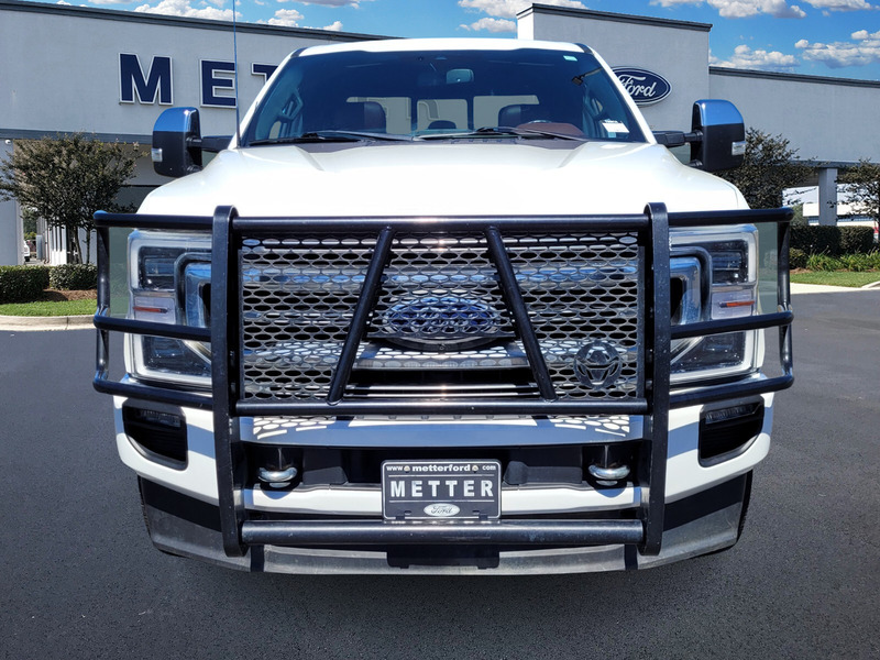 2022 Ford F-350 Platinum photo 2