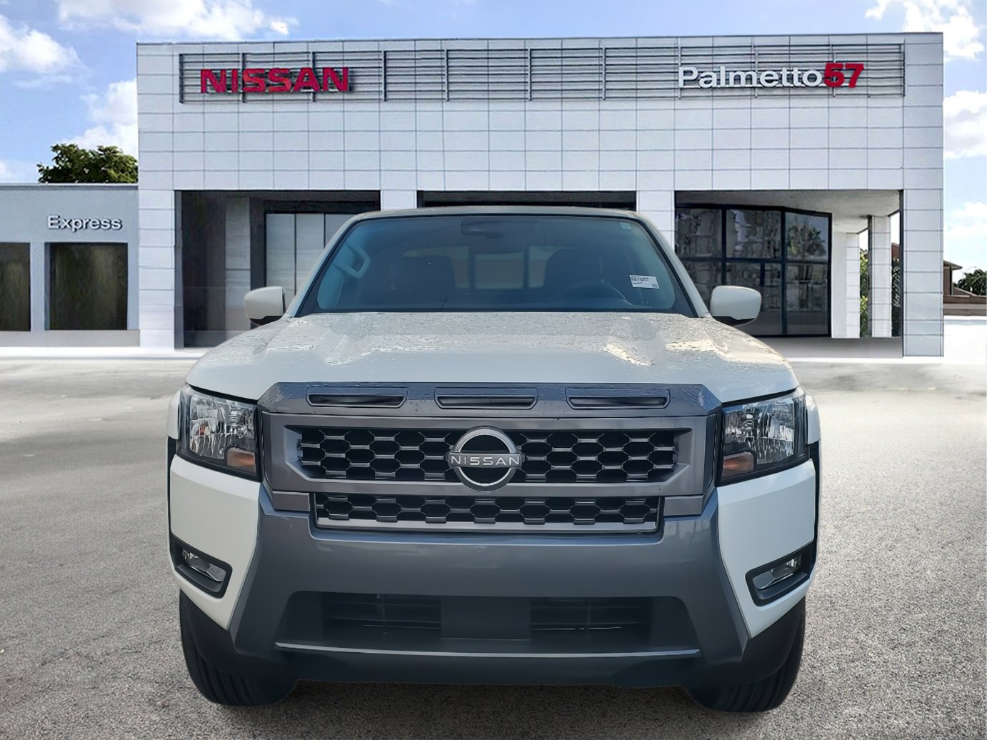 2025 Nissan Frontier SV photo 2