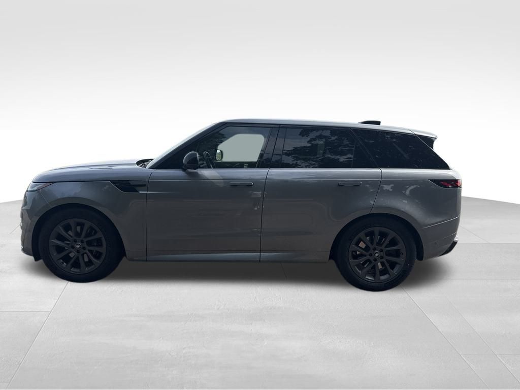 2024 Land Rover Range Rover Sport P400 Dynamic SE photo 3