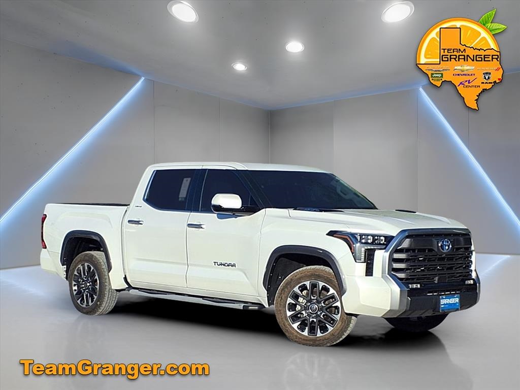 2023 Toyota Tundra Limited photo 2