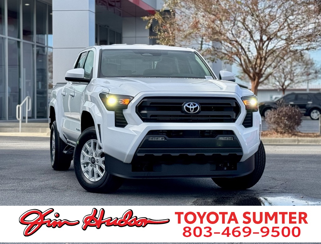 2025 Toyota Tacoma SR5's photo