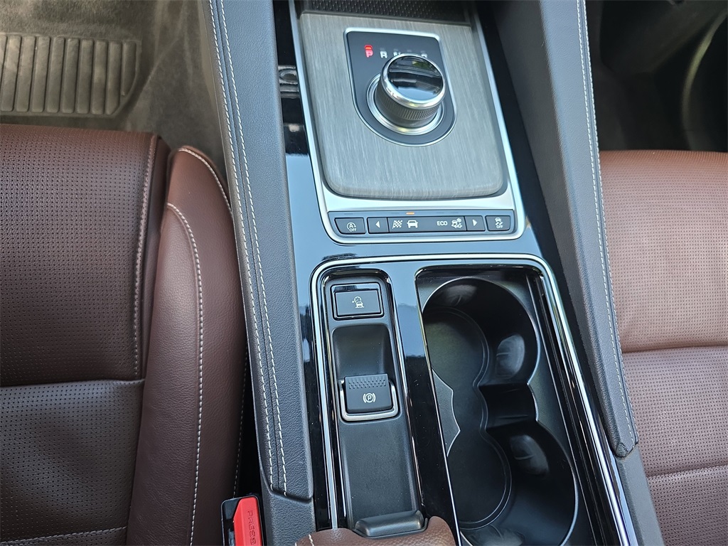 2018 Jaguar F-PACE S photo 26