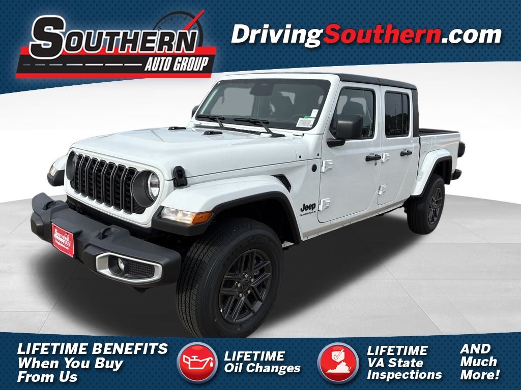 2026 Jeep Gladiator Sport S's photo