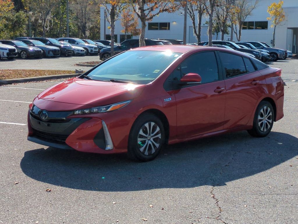 2022 Toyota Prius Prime LE's photo