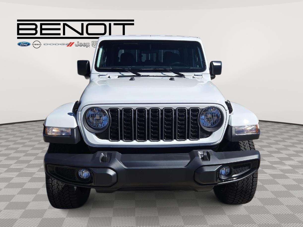 2025 Jeep Gladiator Sport photo 2