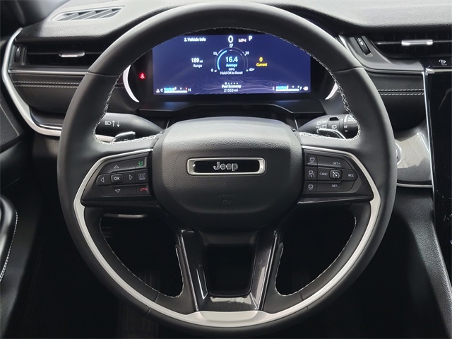2023 Jeep Grand Cherokee Altitude photo 26