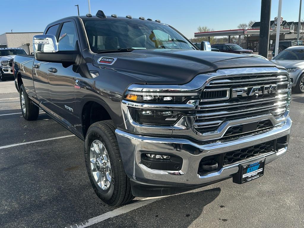 2025 Ram 2500 Laramie photo 4