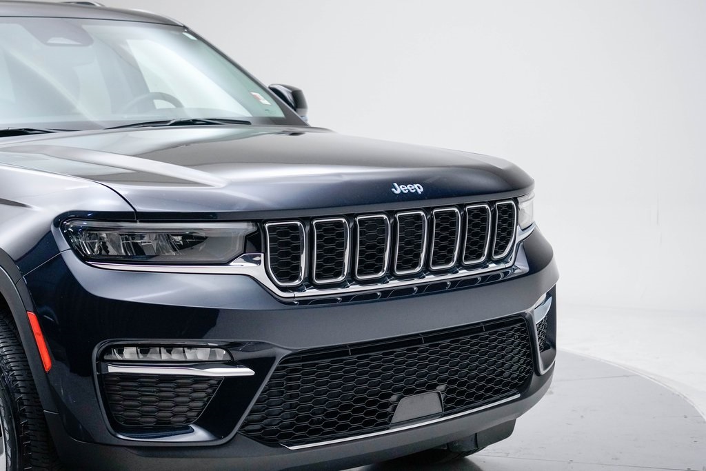 2022 Jeep Cherokee 4xe Base photo 22