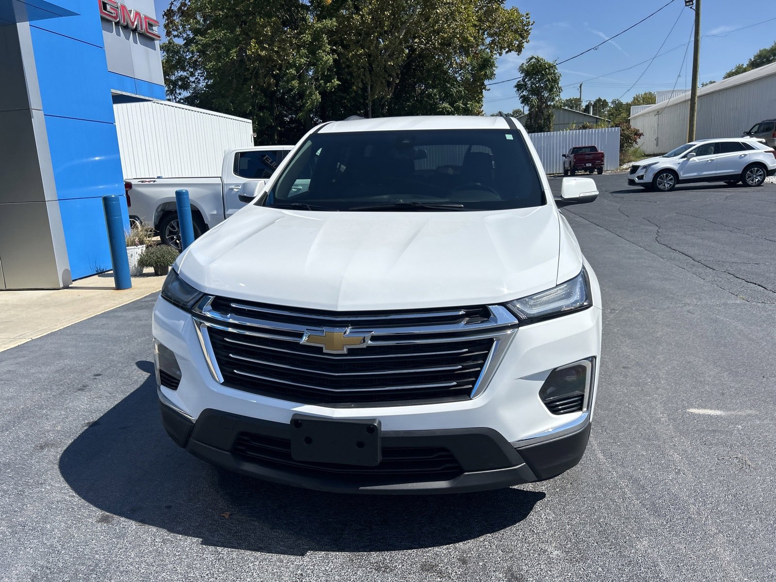 2023 Chevrolet Traverse Cloth photo 13