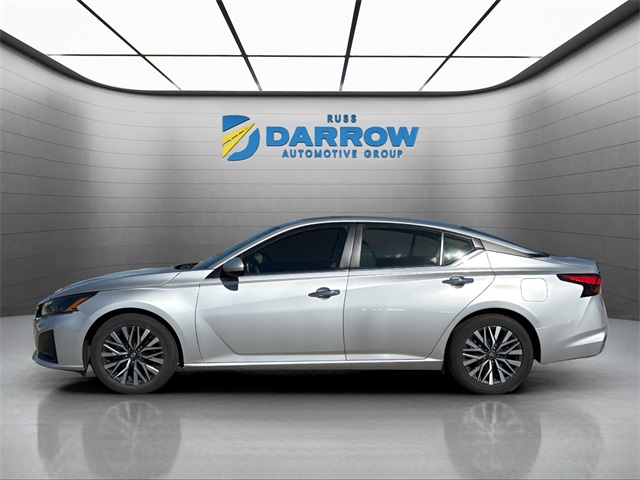 2023 Nissan Altima 2.5 SV photo 2