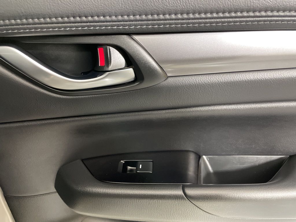 2024 Mazda CX-5 2.5 Select photo 14