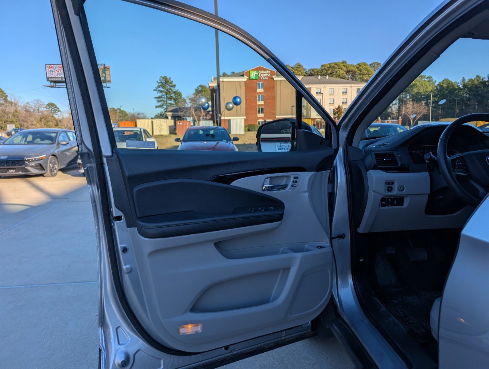 2022 Honda Pilot Elite photo 9