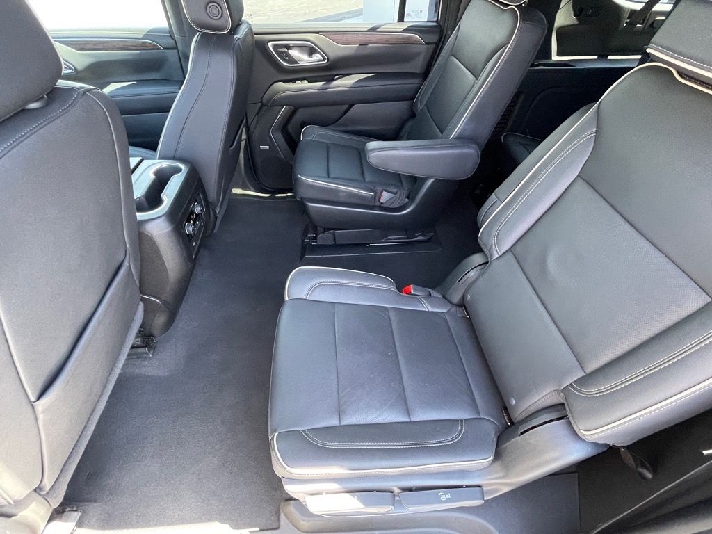 2023 Chevrolet Suburban Premier photo 22