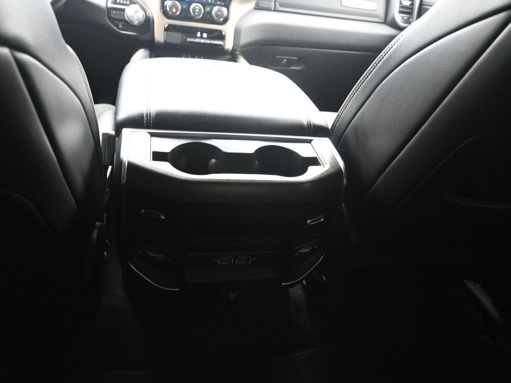 2022 Ram 1500 Laramie photo 8
