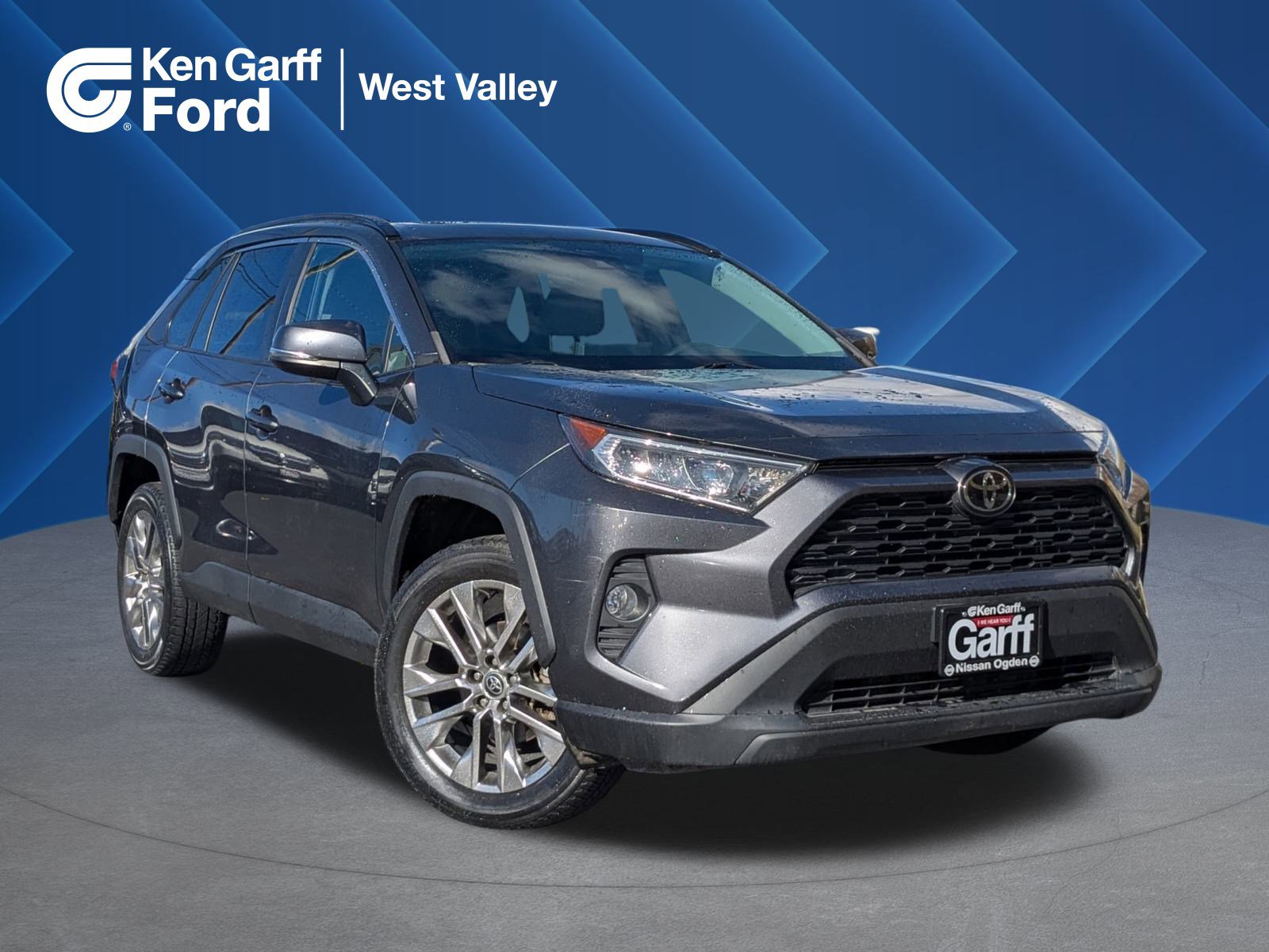 2021 Toyota RAV4 XLE Premium's photo