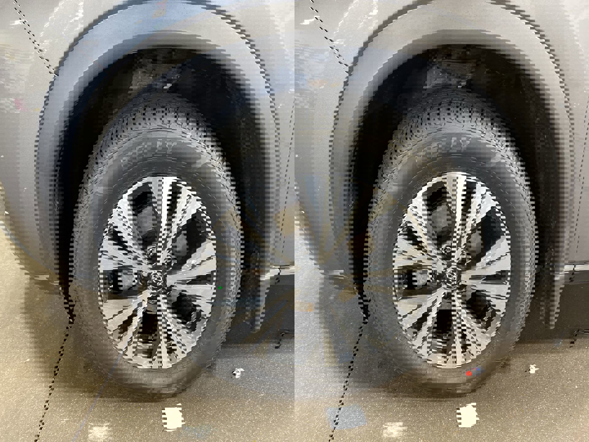 2023 Nissan Rogue SV photo 31