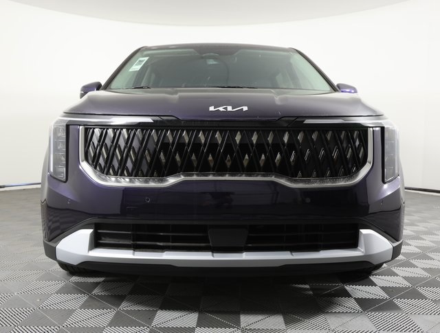 2026 Kia Carnival LXS photo 2