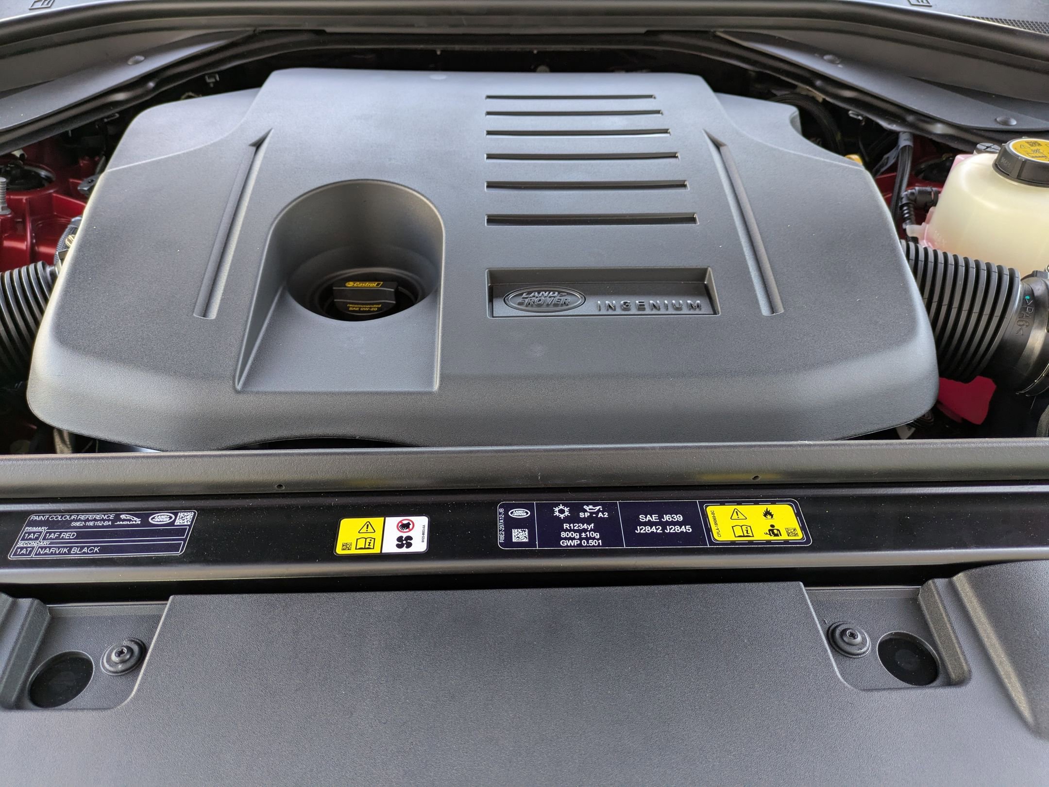 2025 Land Rover Range Rover Sport SE photo 16