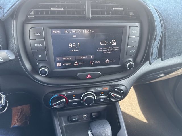 2025 Kia Soul LX photo 7