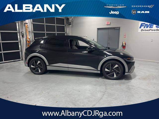 2025 Hyundai IONIQ 5 Limited's photo