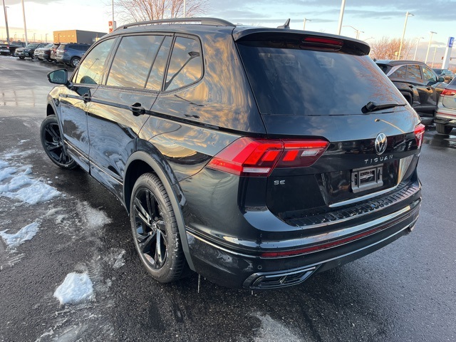 2024 Volkswagen Tiguan SE R-Line Black photo 5