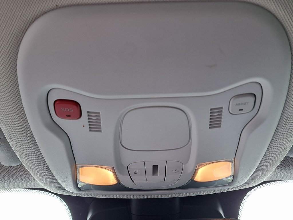 2022 Jeep Renegade Latitude photo 19