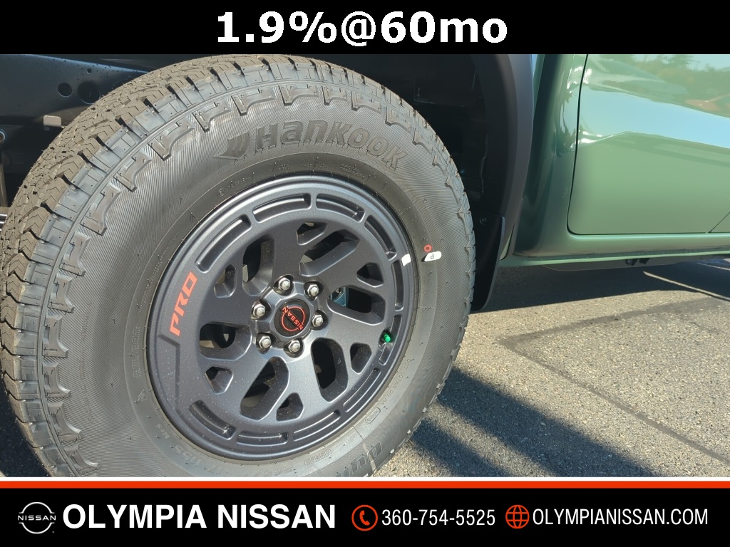 2025 Nissan Frontier Crew Cab PRO-4X photo 8