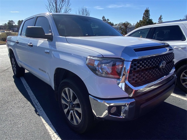 2020 Toyota Tundra SR5's photo