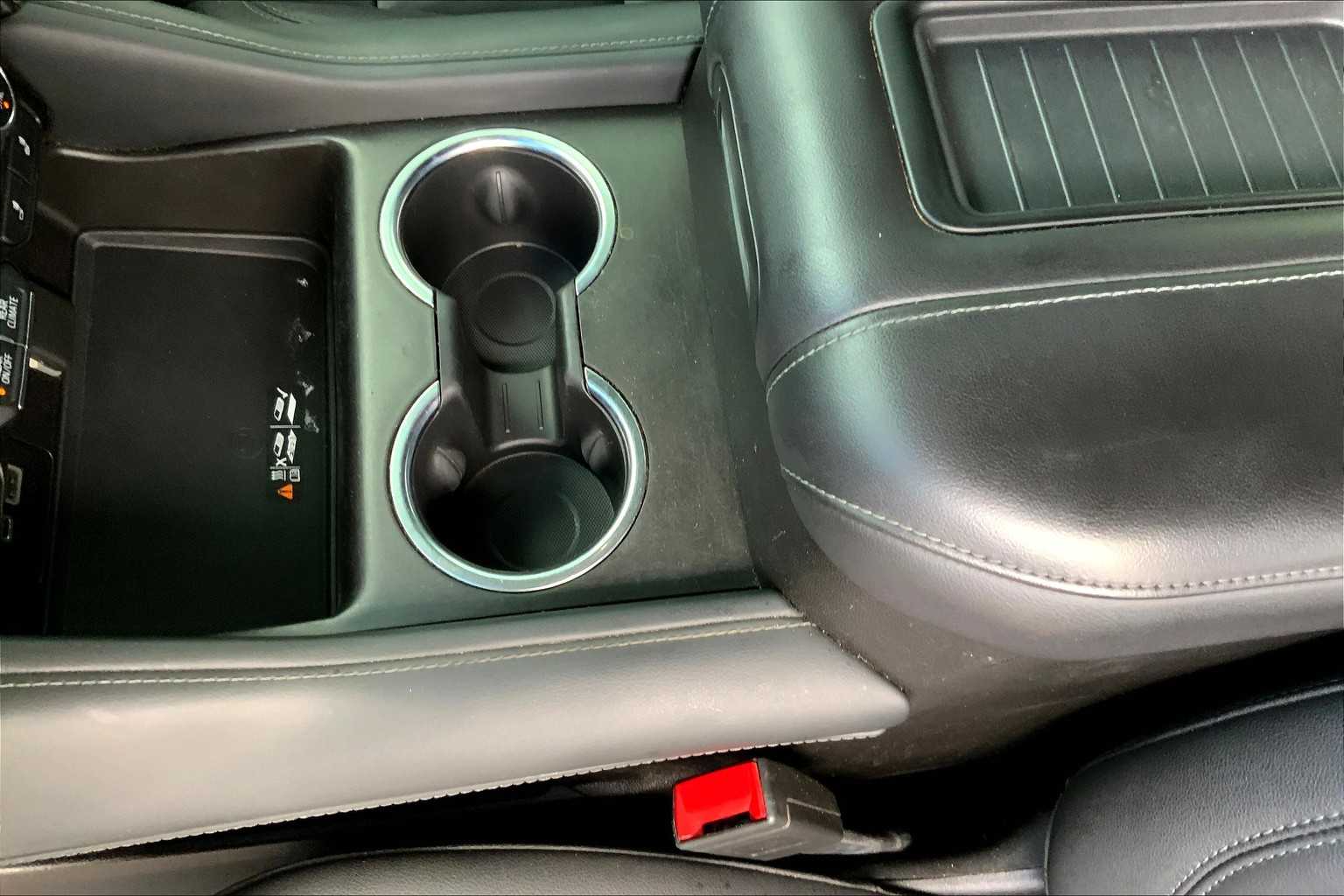 2021 Chevrolet Tahoe Z71 photo 13