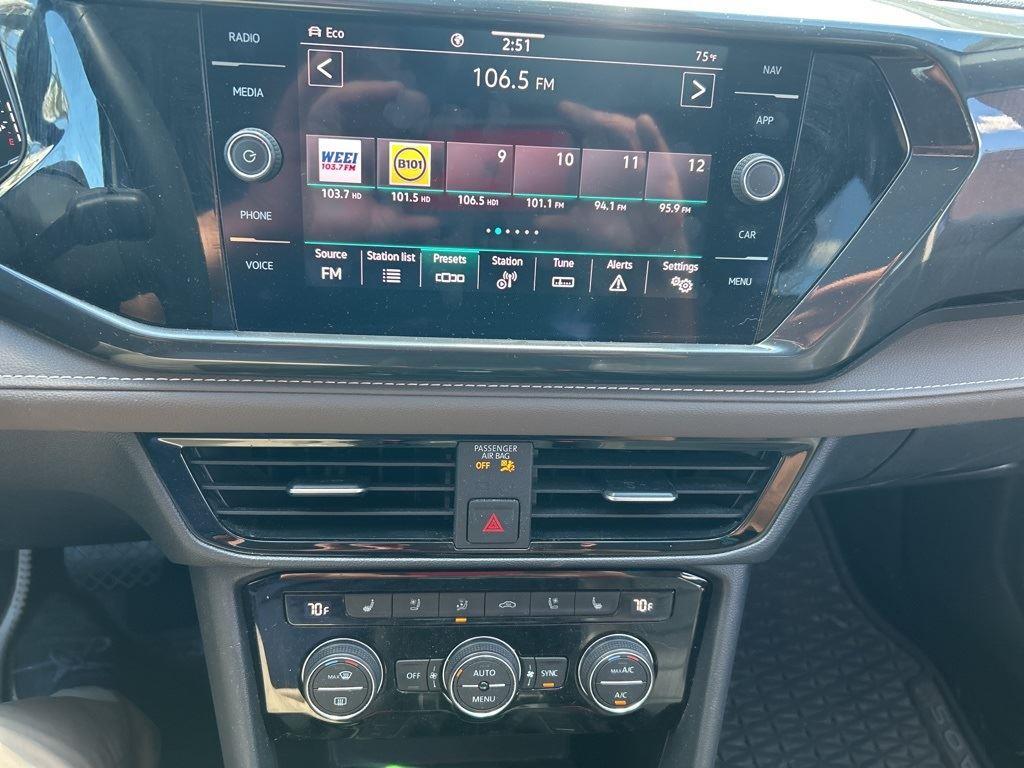 2022 Volkswagen Taos SEL photo 14