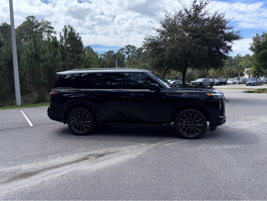 2026 Infiniti QX80 photo 31