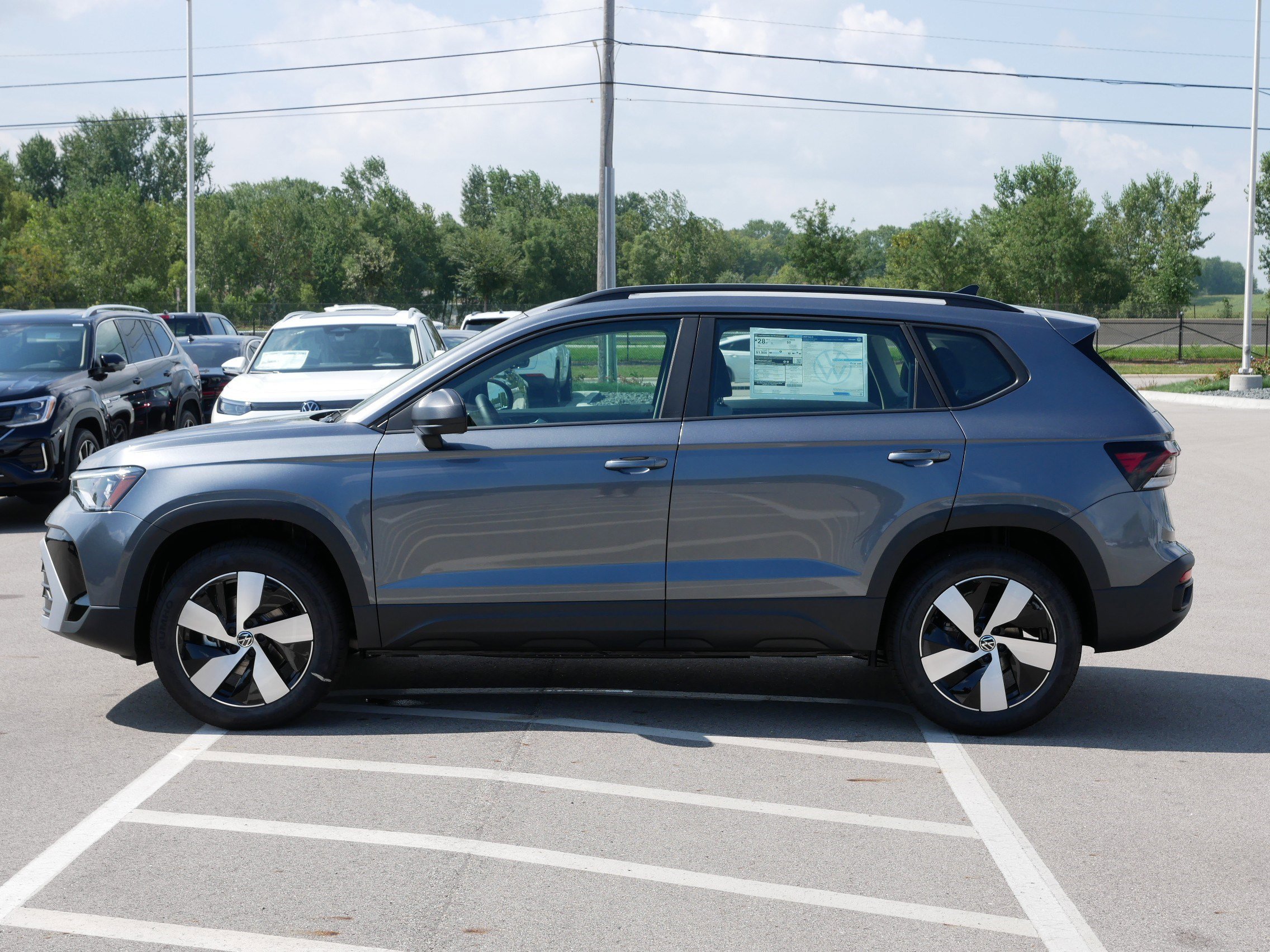 2025 Volkswagen Taos S photo 3