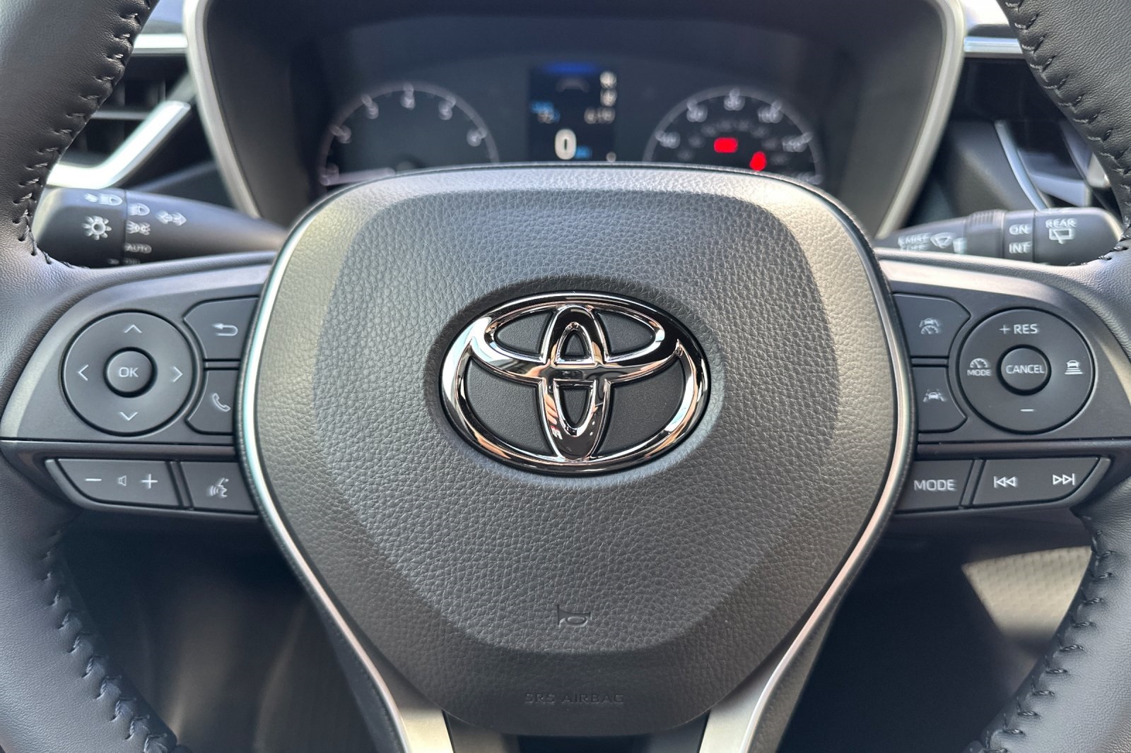 2025 Toyota Corolla SE photo 24