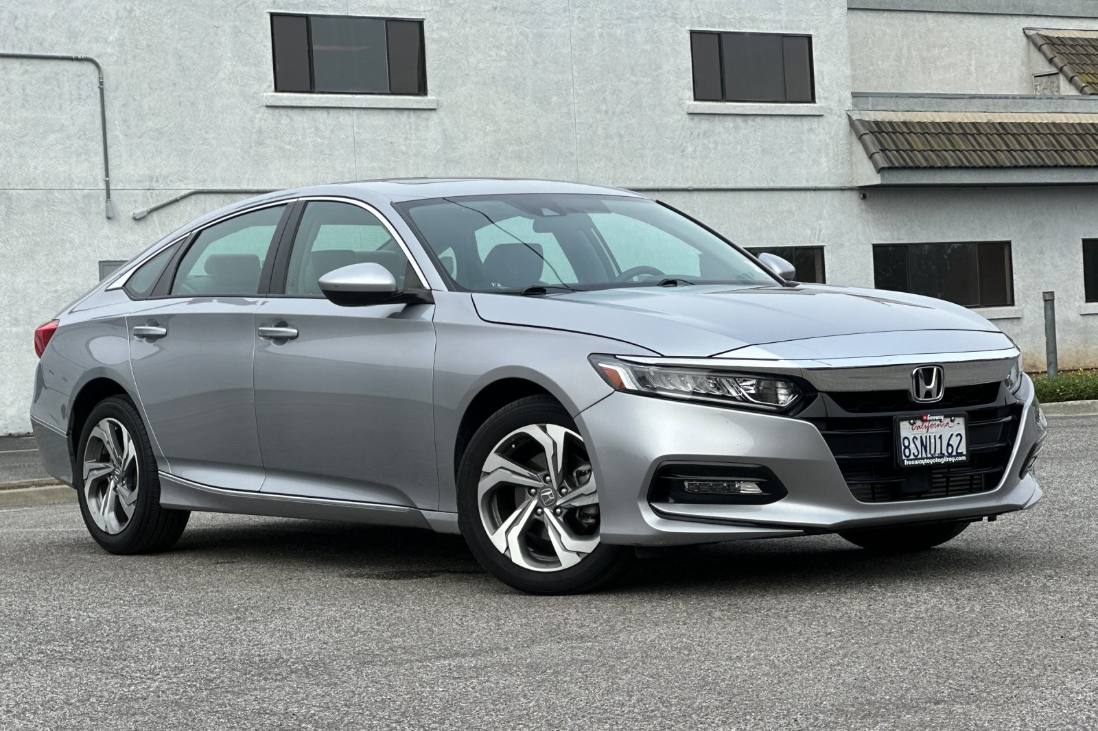 Used 2020 Honda Accord EX with VIN 1HGCV1F44LA117837 for sale in Kansas City