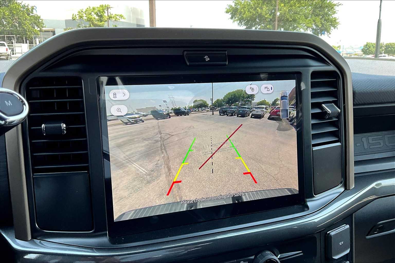 2025 Ford F-150 STX photo 17