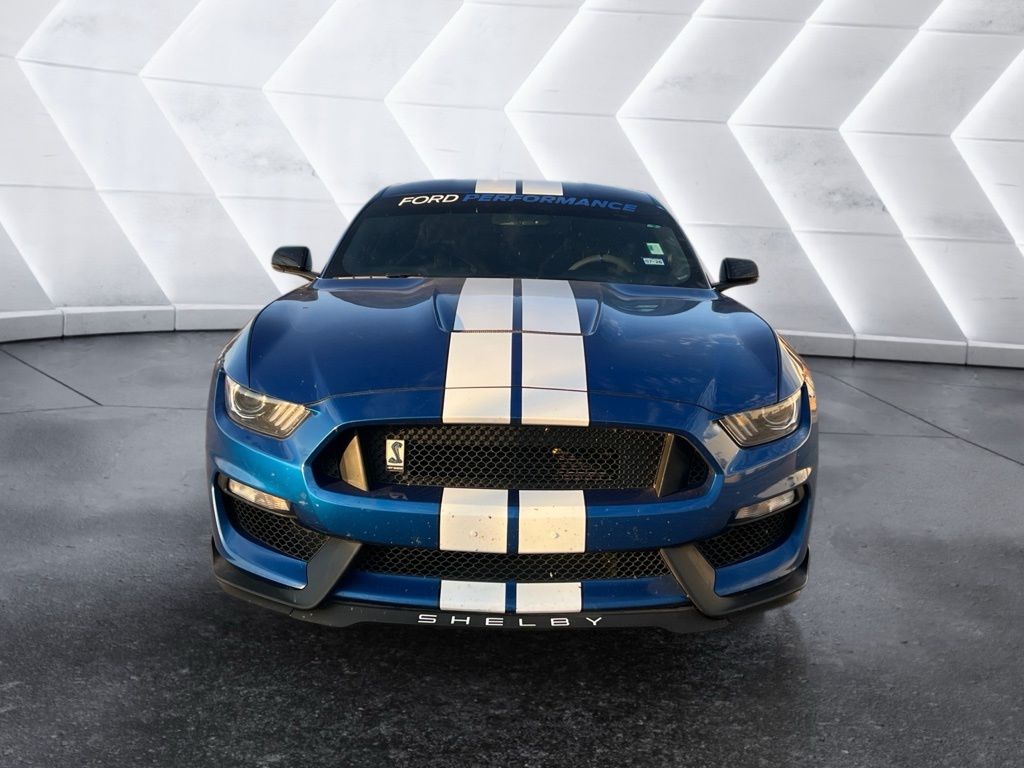 2017 Ford Mustang Shelby GT350 photo 2