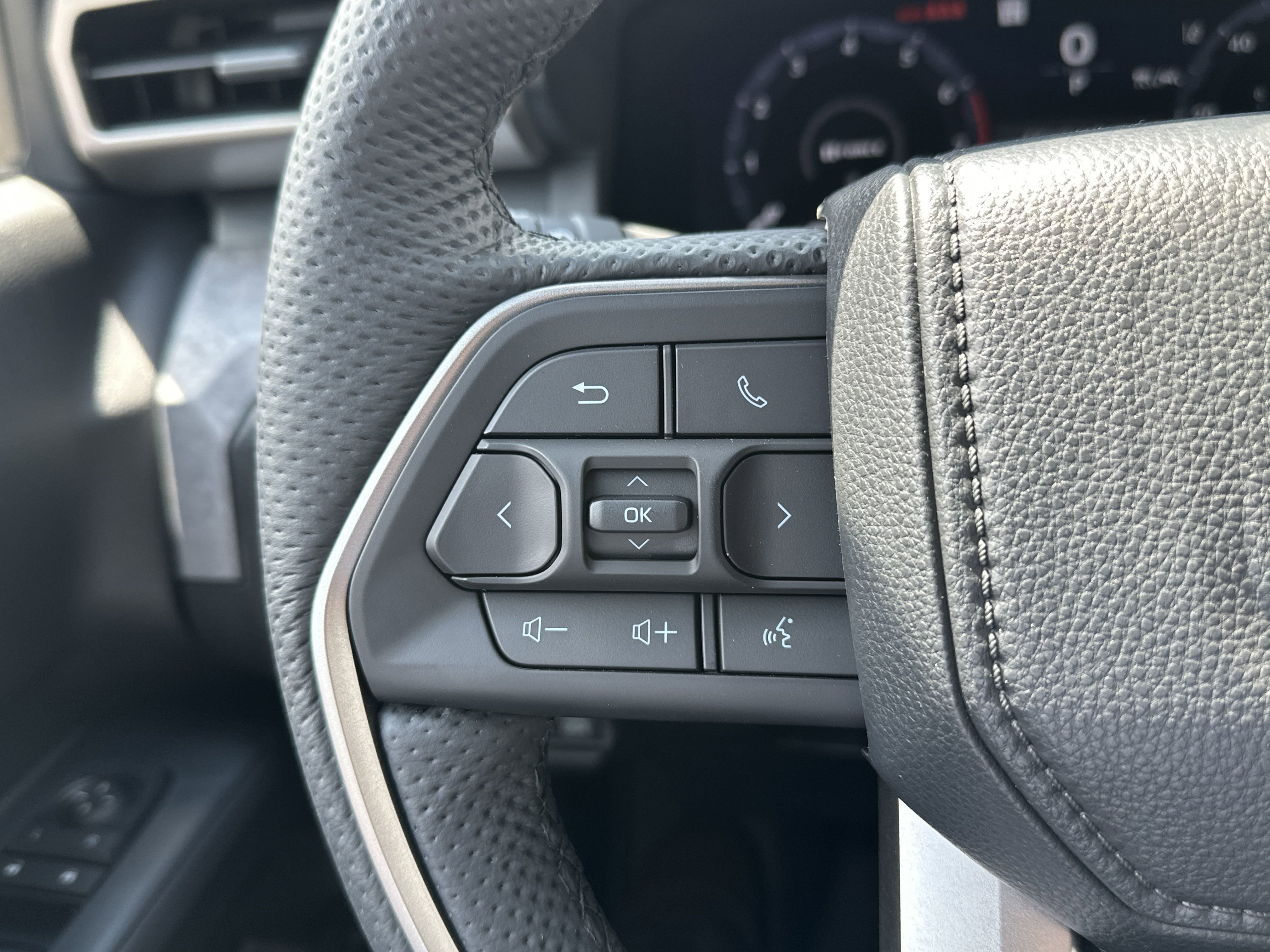 2025 Toyota Tacoma Trailhunter Double Cab photo 4