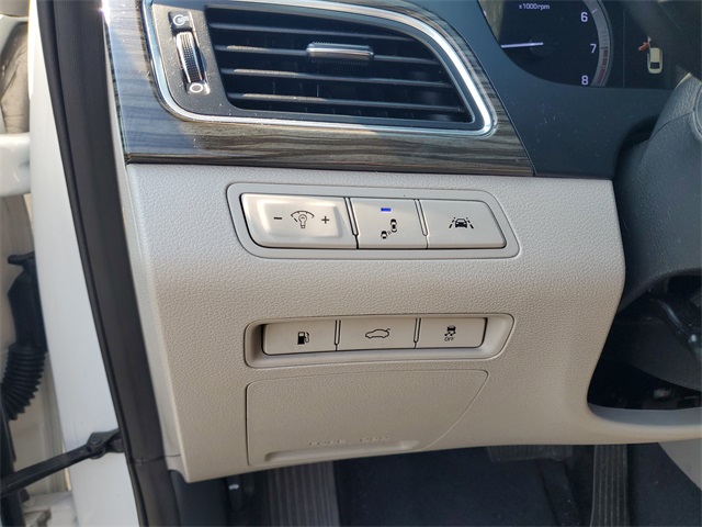 2015 Hyundai Sonata Limited photo 10
