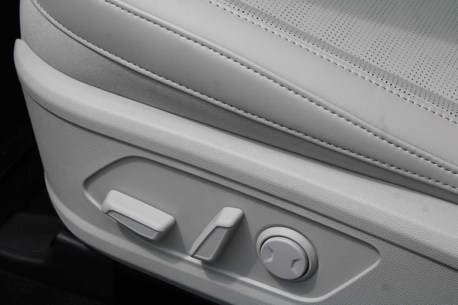 2025 Kia Sorento Hybrid EX photo 21