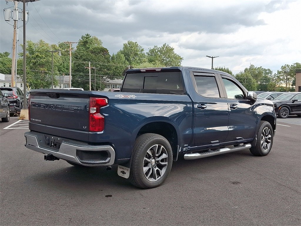 2022 Chevrolet Silverado 1500 LT photo 7