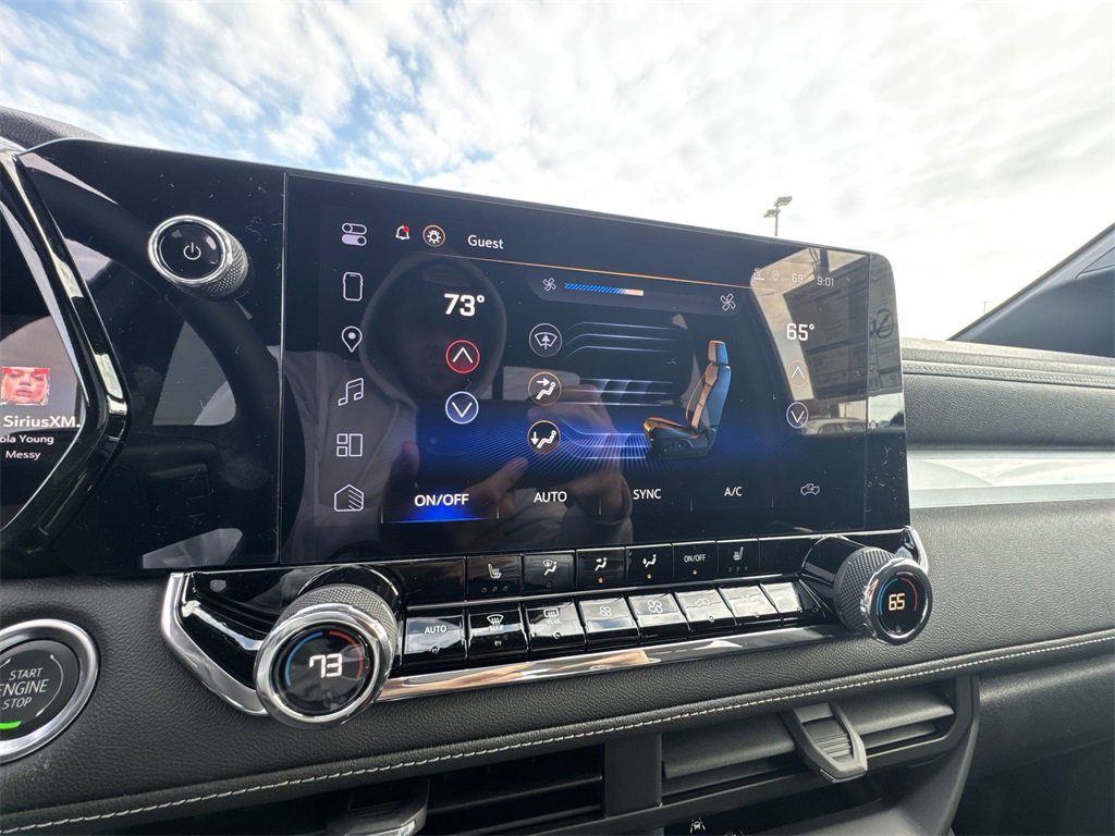 2025 Chevrolet Colorado Work Truck LT photo 19