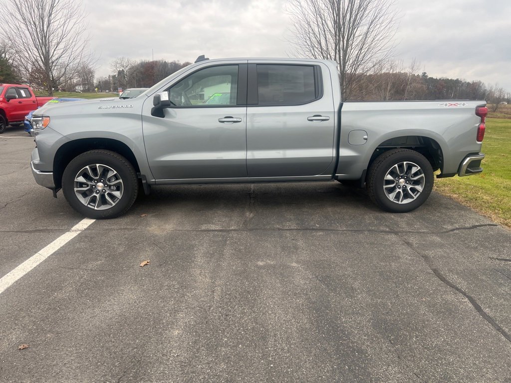 2026 Chevrolet Silverado 1500 LT photo 4