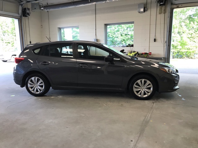 2019 Subaru Impreza 2.0i photo 2