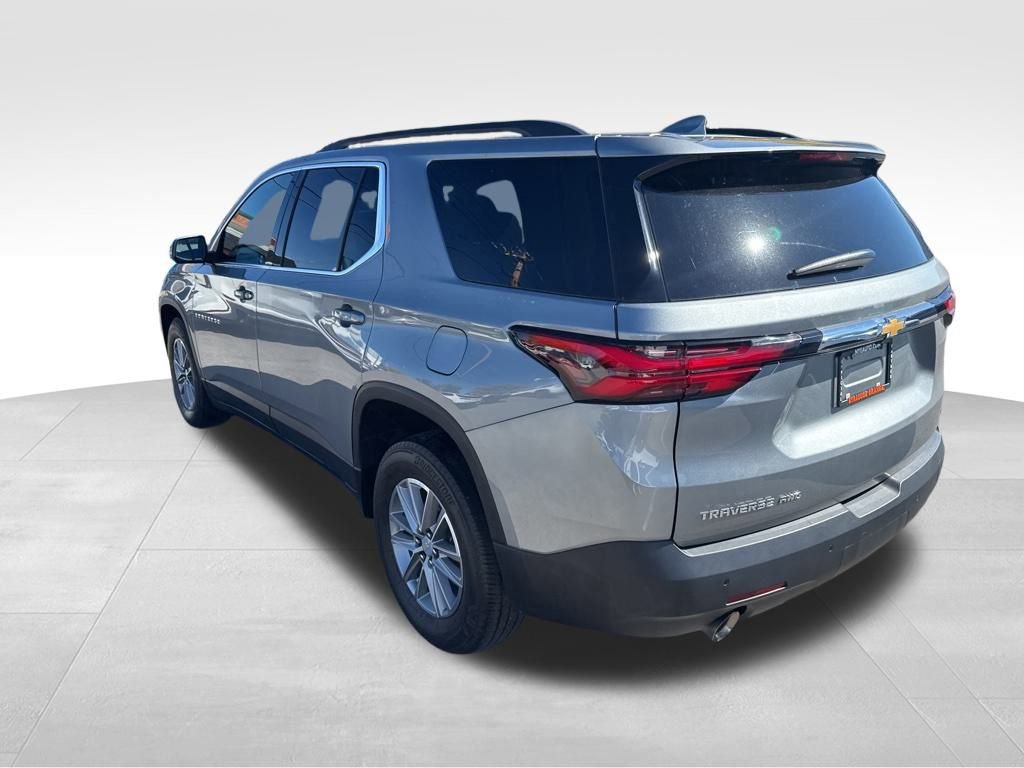 2023 Chevrolet Traverse Cloth photo 3