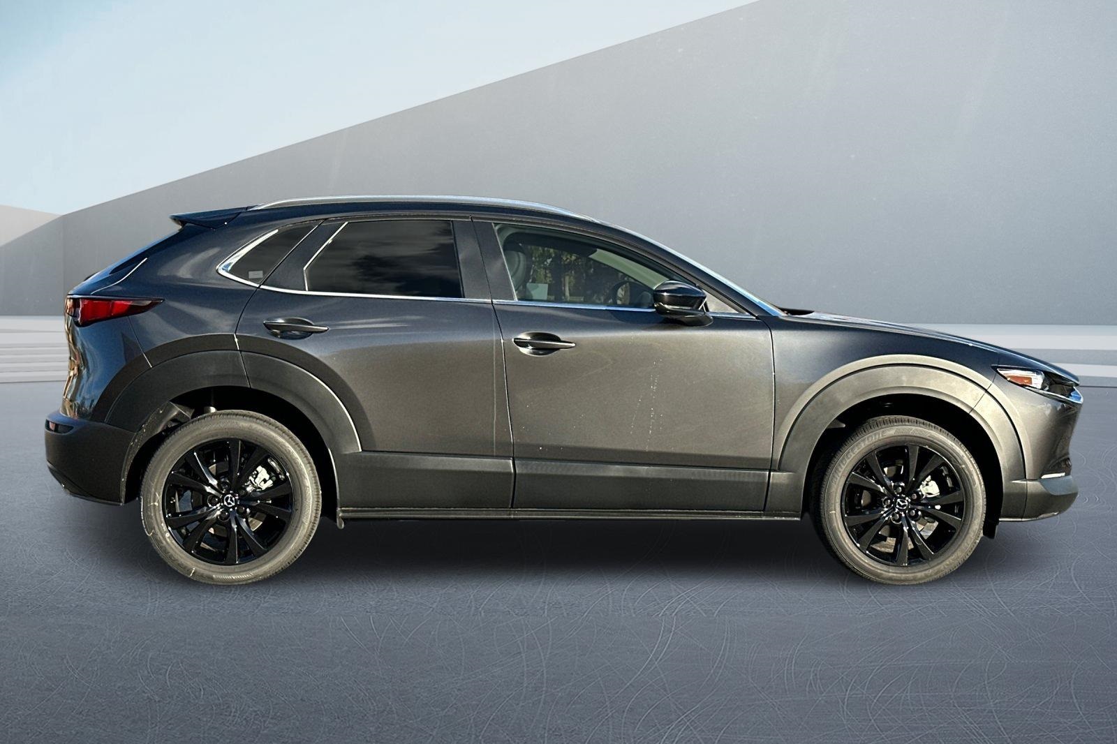 2025 Mazda CX-30 2.5 Select Sport photo 2
