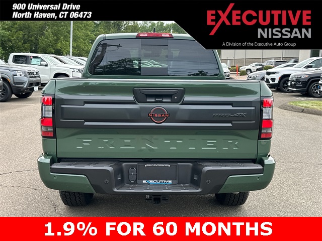 2025 Nissan Frontier PRO-4X photo 2