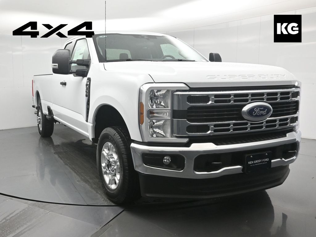 2026 Ford F-350 Super Duty XLT's photo